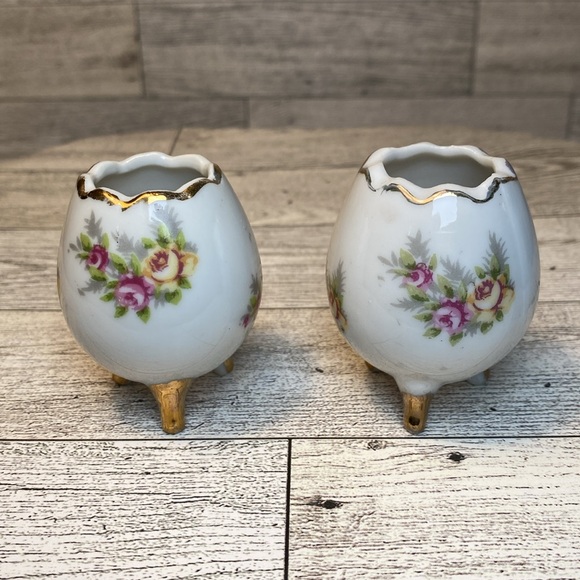 Set of 2 Mini Footed Cracked Egg Collectible Bouquet Of Flowers Figurine - Picture 1 of 9